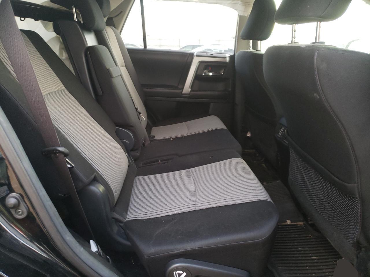 Photo 6 from auction – 2019 TOYOTA 4RUNNER LI with VIN JTEBU5JR8K5730487