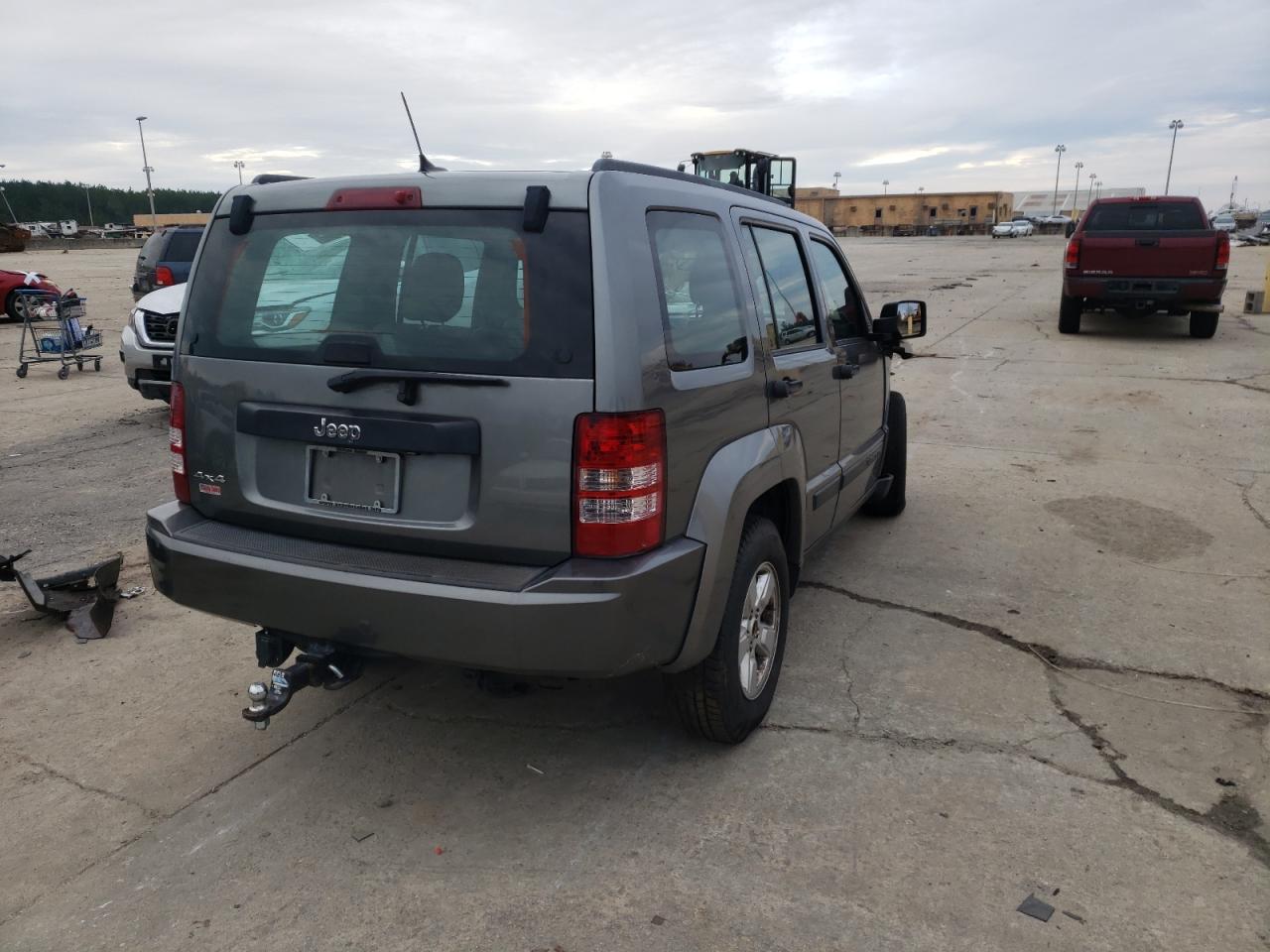 Photo 4 from auction – 2012 JEEP LIBERTY SP with VIN 1C4PJMAK8CW207076
