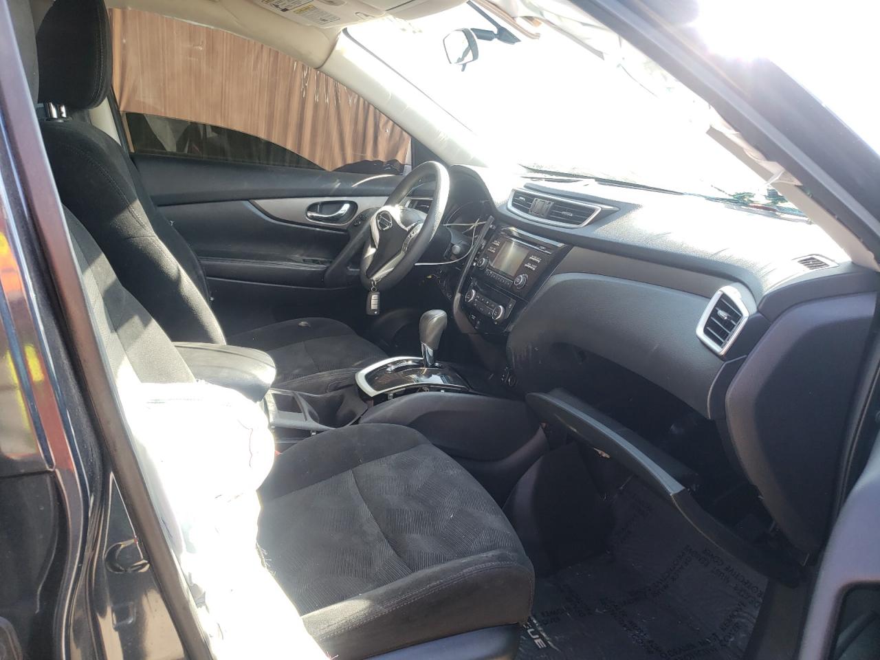 Photo 5 from auction – 2016 NISSAN ROGUE S with VIN 5N1AT2MN0GC811377