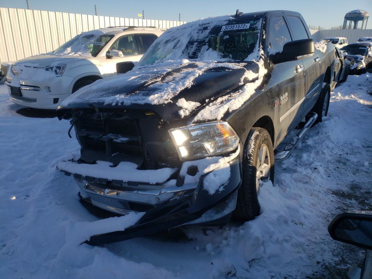 Photo 2 from auction – 2016 RAM 1500 SLT with VIN 3C6RR7LT2GG250171