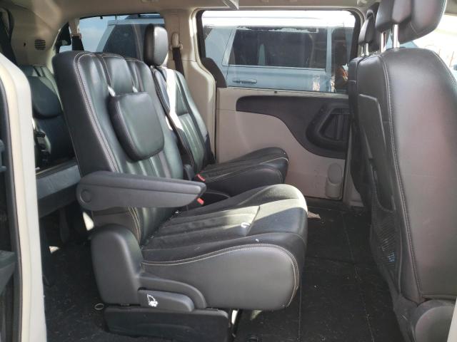 Photo 6 from auction – 2011 CHRYSLER TOWN & COU with VIN 2A4RR8DG9BR616768