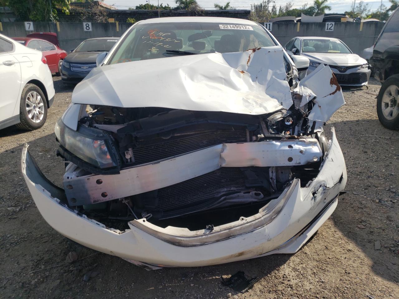Photo 9 from auction – 2015 HONDA CIVIC LX with VIN 19XFB2F50FE034314