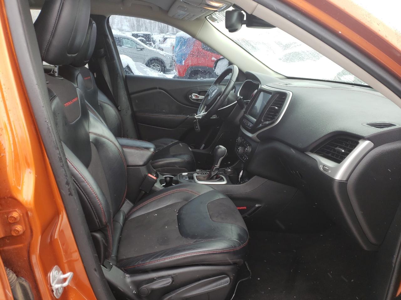 Photo 5 from auction – 2015 JEEP CHEROKEE T with VIN 1C4PJMBB3FW594008