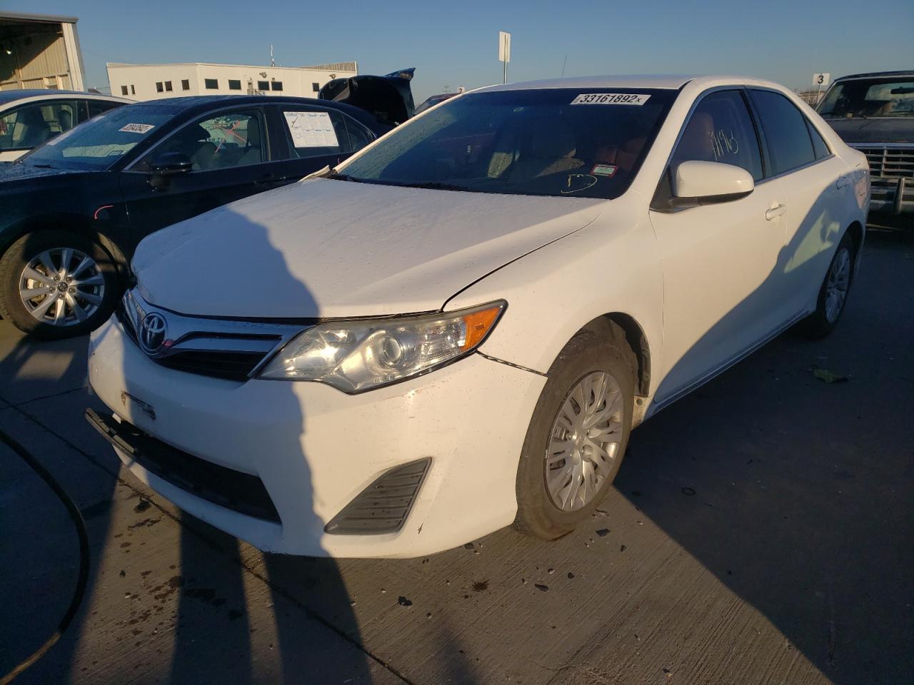 Photo 2 from auction – 2014 TOYOTA CAMRY L with VIN 4T4BF1FK7ER416120