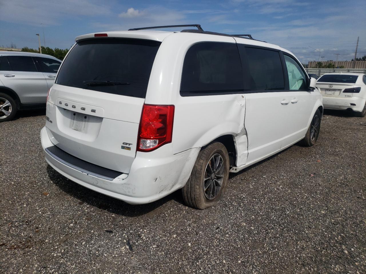 Photo 4 from auction – 2018 DODGE GRAND CARA with VIN 2C4RDGEG3JR341197
