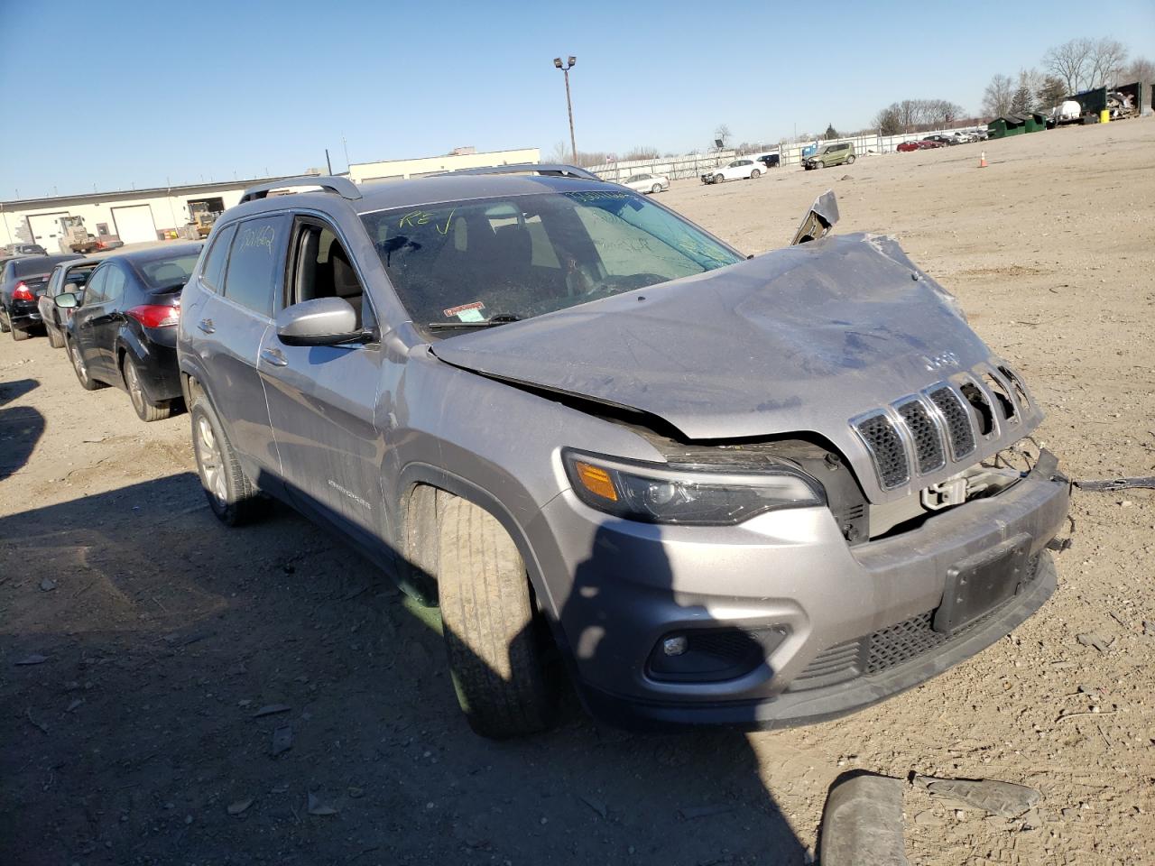JEEP CHEROKEE L 2019 with VIN 1C4PJLCB9KD270947 - Photo from auction