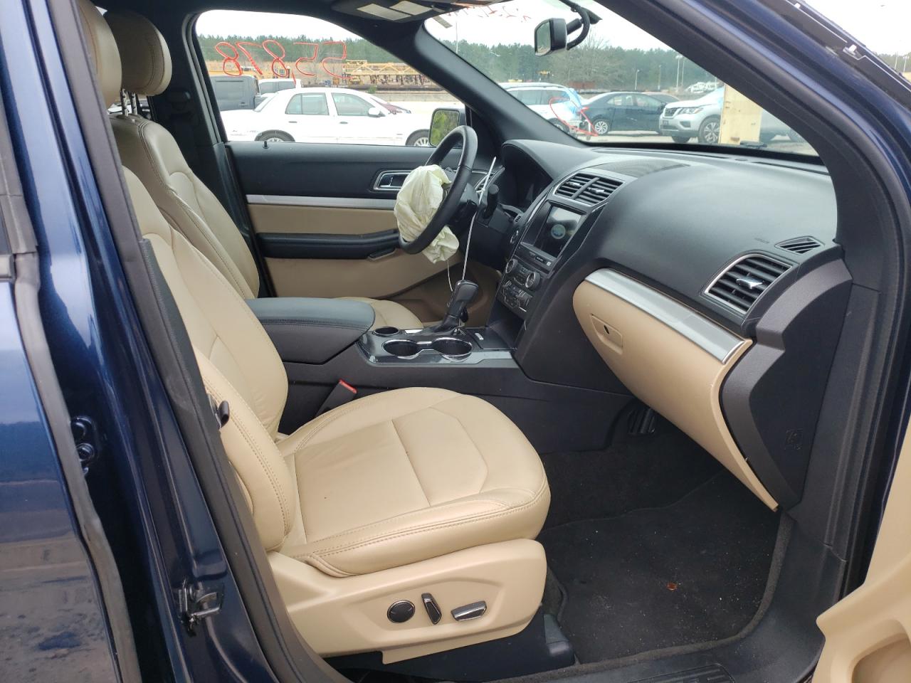 Photo 5 from auction – 2017 FORD EXPLORER X with VIN 1FM5K7D87HGE18577