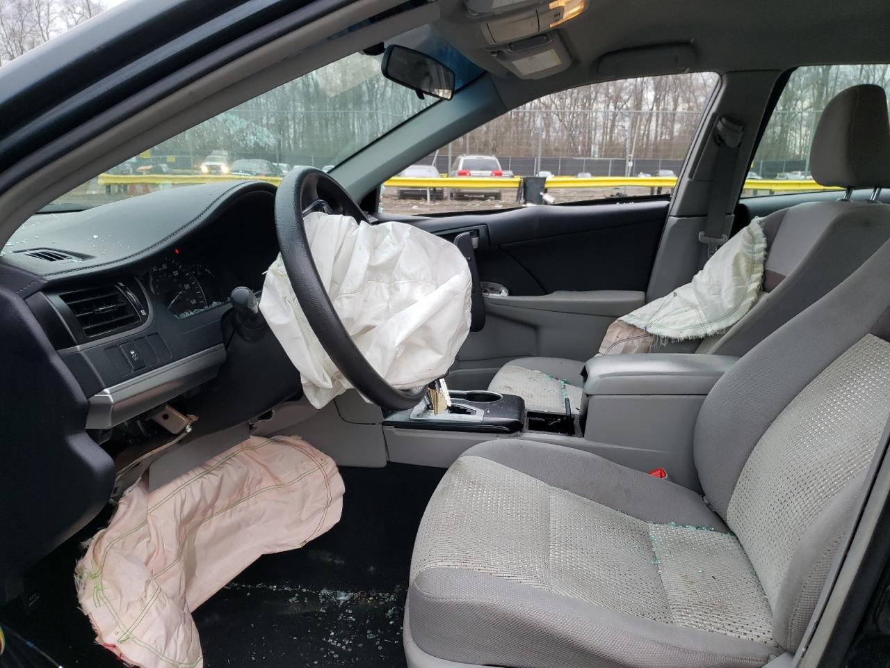 Photo 5 from auction – 2014 TOYOTA CAMRY L with VIN 4T4BF1FK9ER369303