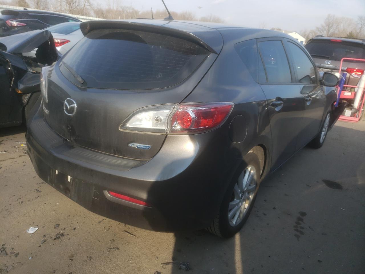 Photo 4 from auction – 2013 MAZDA 3 I with VIN JM1BL1L82D1711660