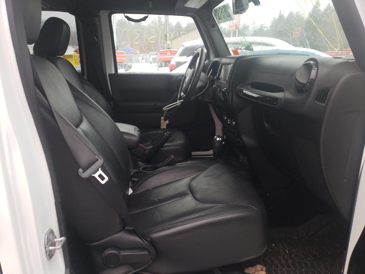 Photo 5 from auction – 2015 JEEP WRANGLER U with VIN 1C4BJWEG1FL743658
