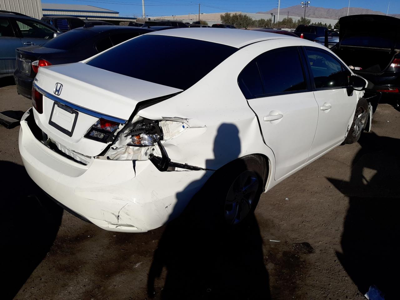 Photo 4 from auction – 2014 HONDA CIVIC LX with VIN 19XFB2F59EE228161