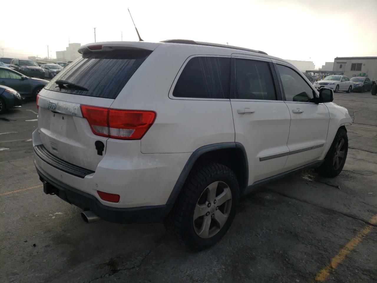 Photo 4 from auction – 2011 JEEP GRAND CHER with VIN 1J4RS4GG6BC517083