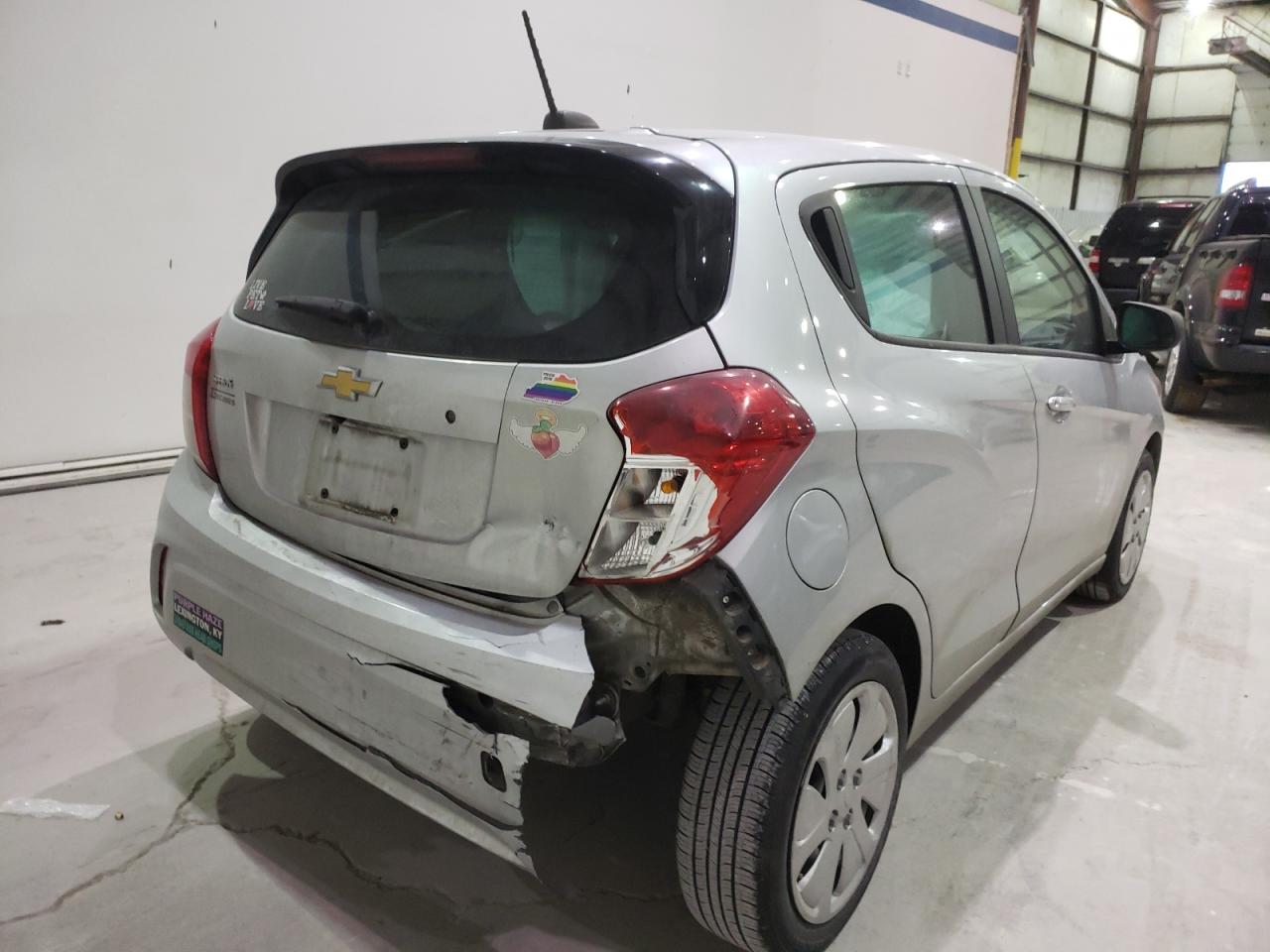 Photo 4 from auction – 2017 CHEVROLET SPARK LS with VIN KL8CB6SA8HC756209