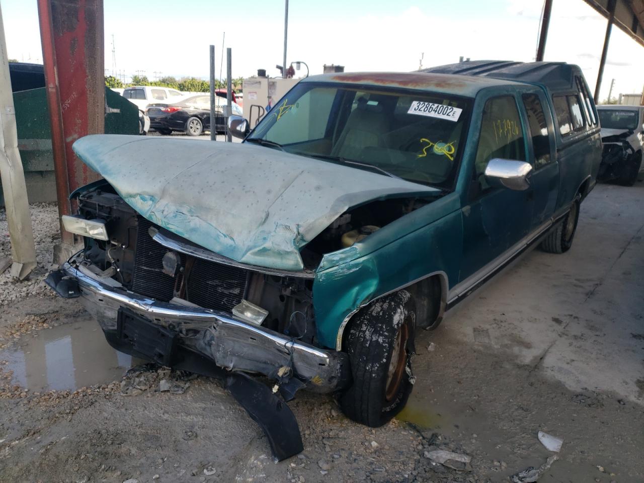 Photo 2 from auction – 1994 CHEVROLET GMT-400 C1 with VIN 2GCEC19K6R1174342