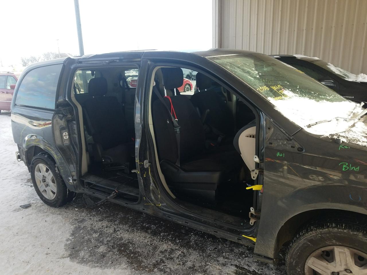 Photo 9 from auction – 2011 DODGE GRAND CARA with VIN 2D4RN4DG2BR722640