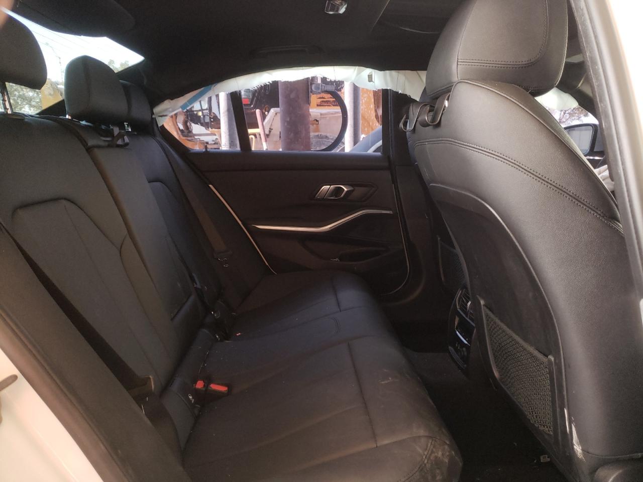 Photo 6 from auction – 2020 BMW 330I with VIN 3MW5R1J00L8B31128