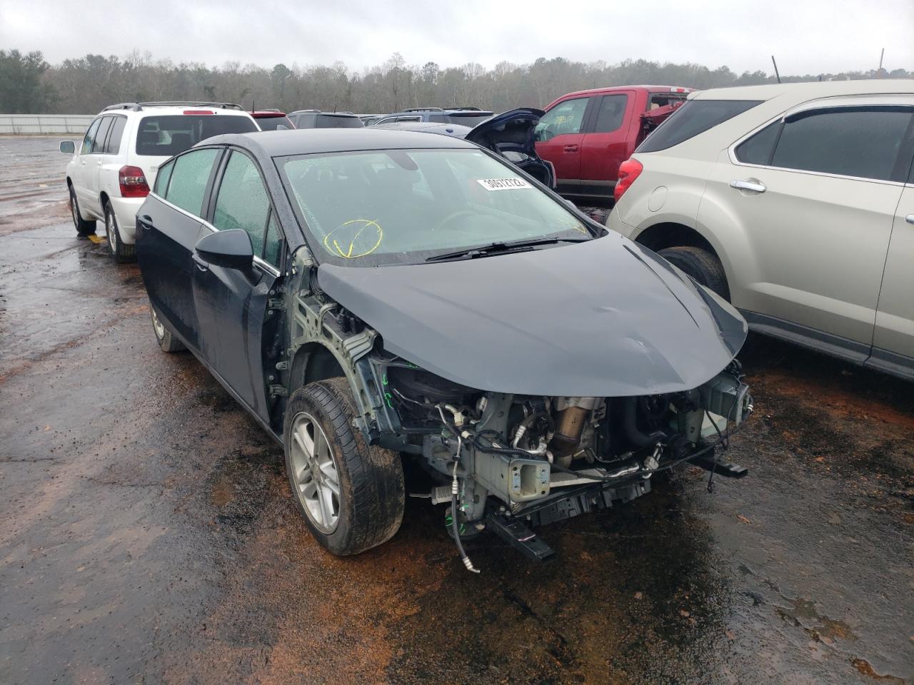 CHEVROLET CRUZE LT 2017 with VIN 3G1BE6SM7HS566487 - Photo from auction