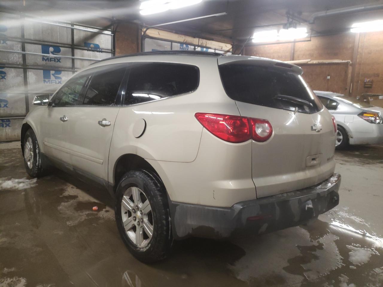 Photo 3 from auction – 2010 CHEVROLET TRAVERSE L with VIN 1GNLVFED4AS122077