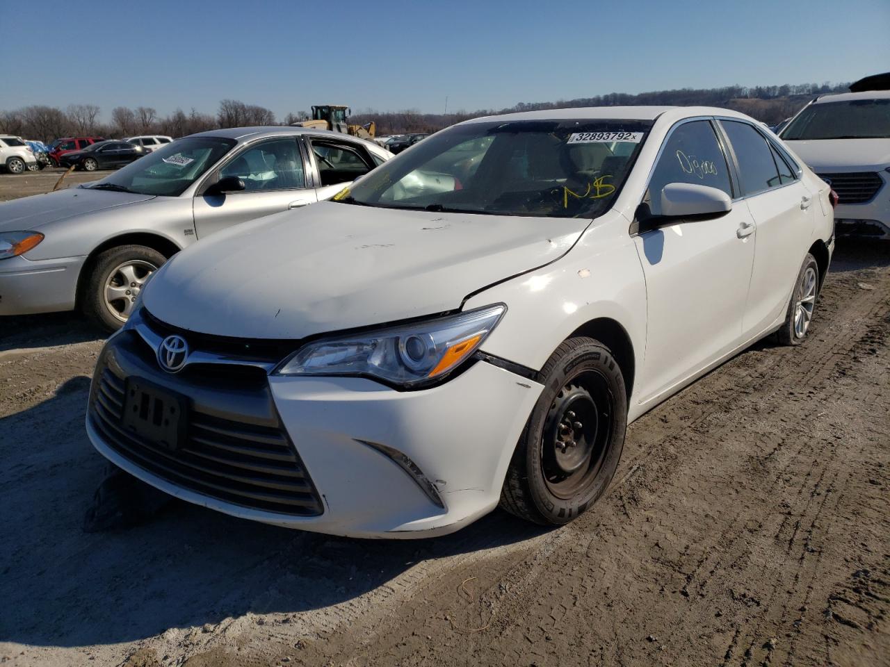 Photo 2 from auction – 2016 TOYOTA CAMRY LE with VIN 4T1BF1FK6GU542997