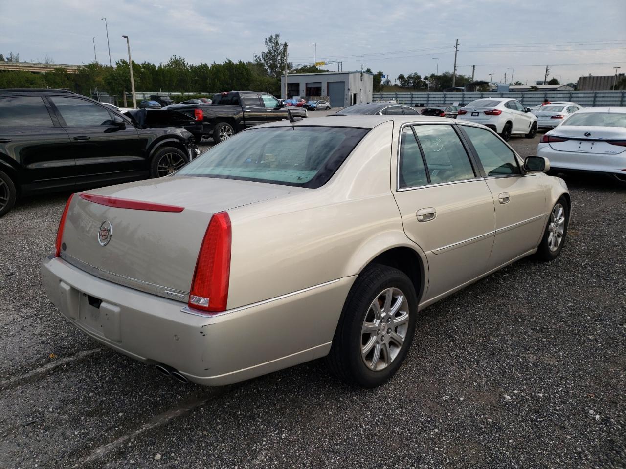 Photo 4 from auction – 2008 CADILLAC DTS with VIN 1G6KD57Y58U190424