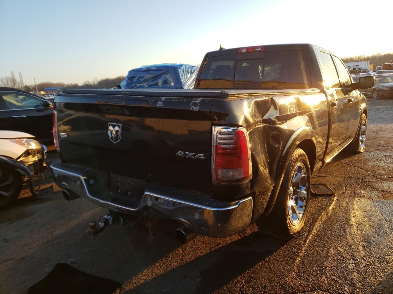 صورة رقم 4 من المزاد - 2014 RAM 1500 LARAM مع VIN 1C6RR7VT0ES466720