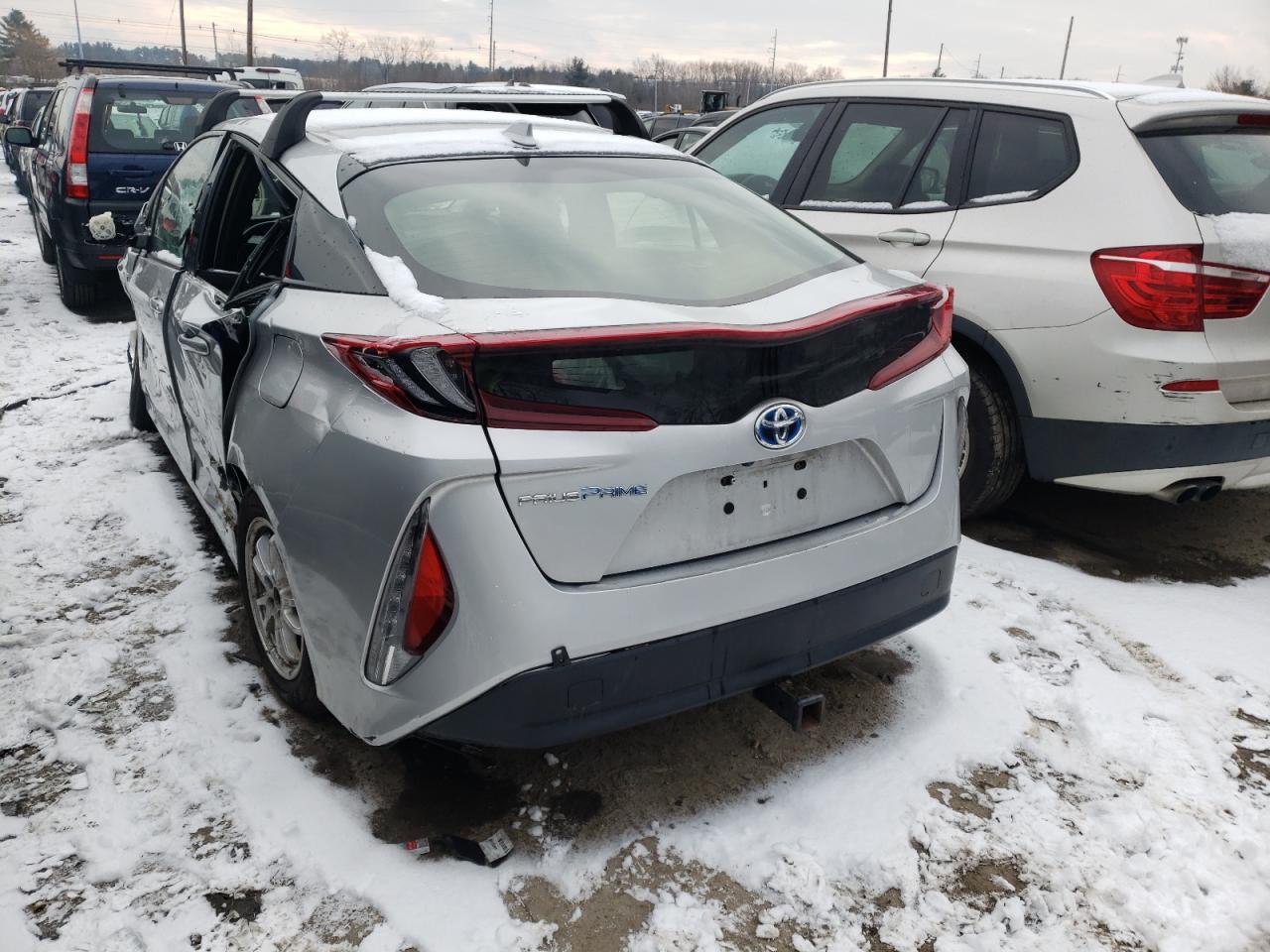 Photo 3 from auction – 2017 TOYOTA PRIUS PRIM with VIN JTDKARFP5H3017580
