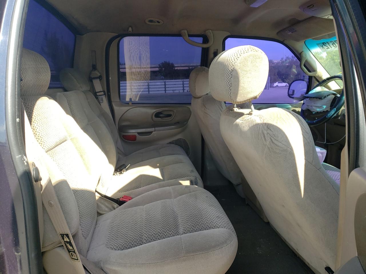 Photo 6 from auction – 2001 FORD F150 SUPER with VIN 1FTRW07W91KB83923