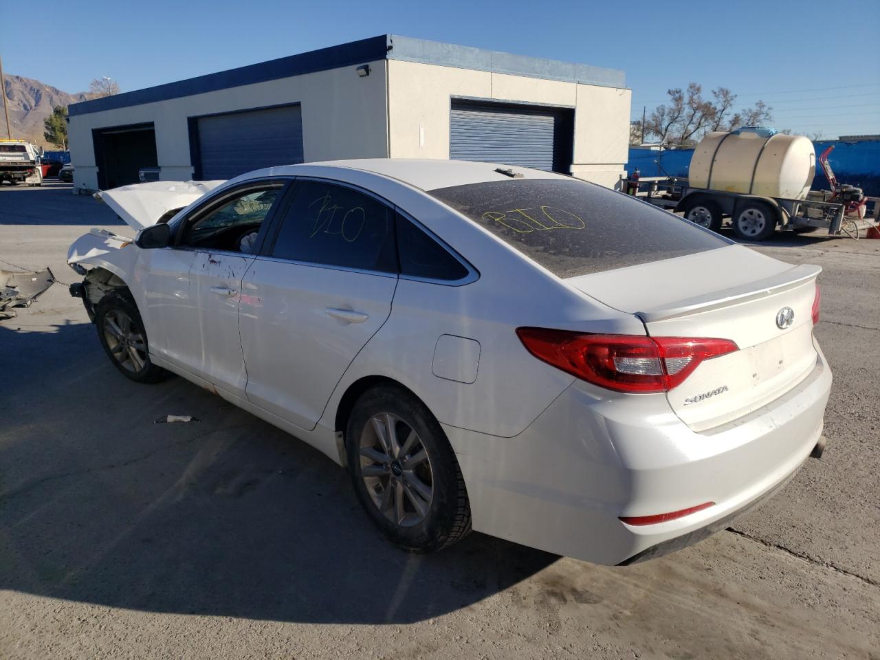Photo 3 from auction – 2016 HYUNDAI SONATA SE with VIN 5NPE24AF6GH407733