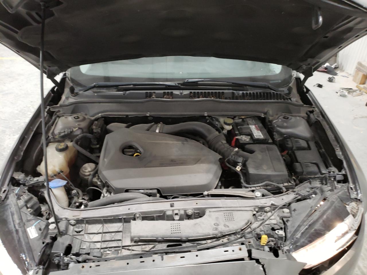 Photo 7 from auction – 2013 FORD FUSION SE with VIN 3FA6P0HR3DR279013