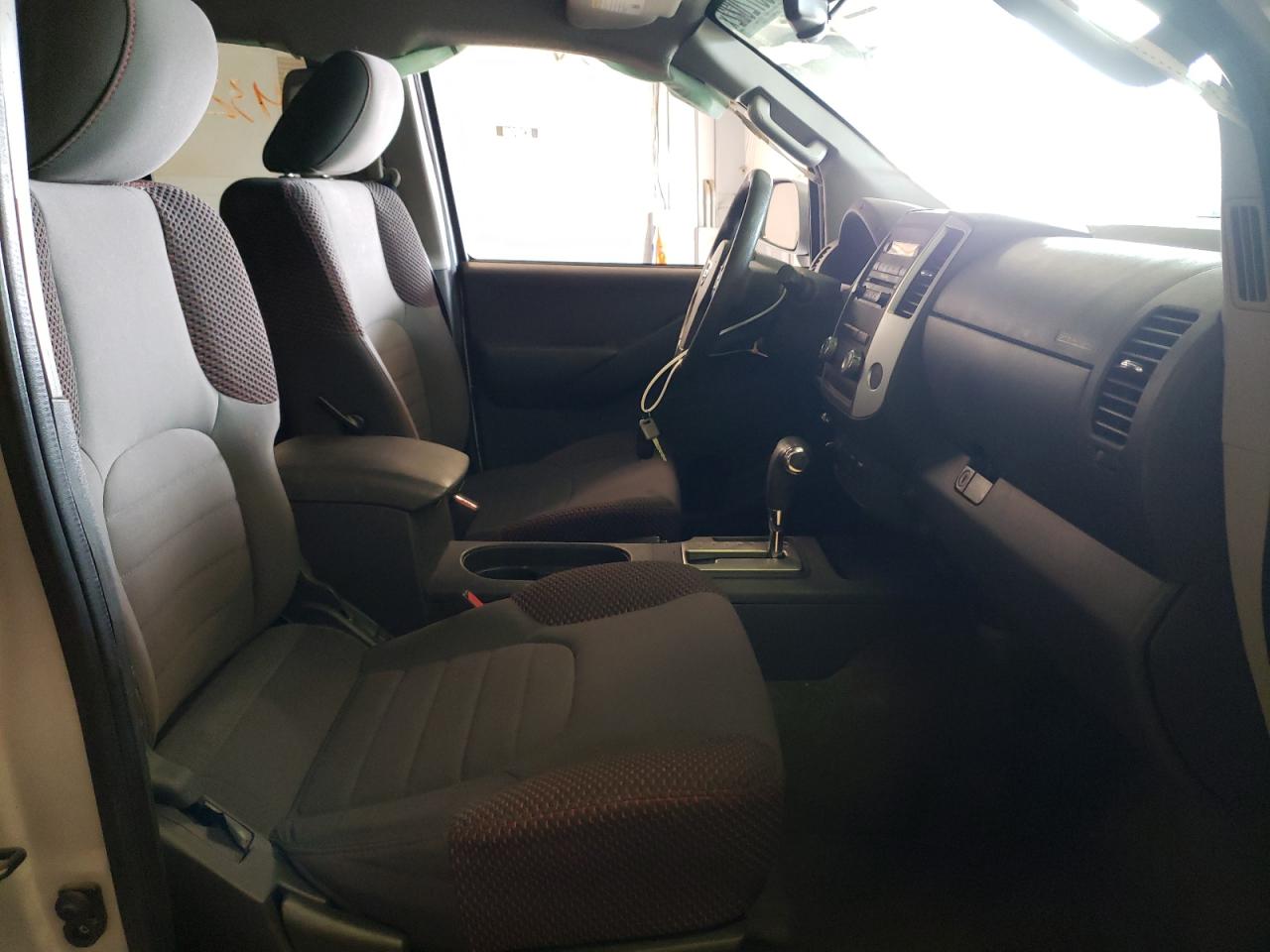Photo 5 from auction – 2012 NISSAN FRONTIER S with VIN 1N6AD0EVXCC423875