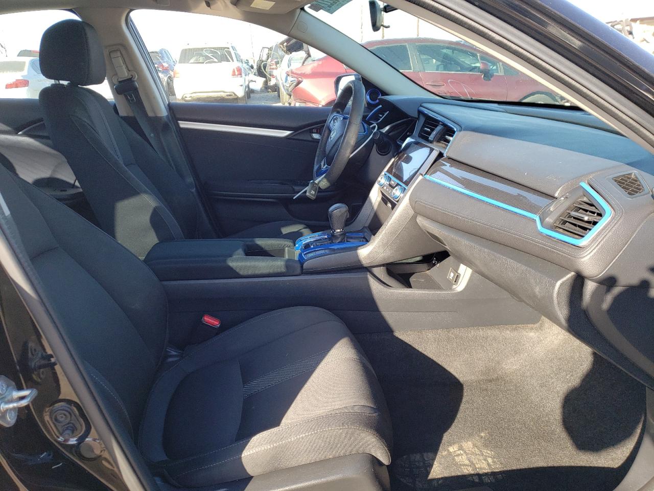 Zdjęcie 5 z aukcji – 2016 HONDA CIVIC EX z VIN 2HGFC2F75GH521854