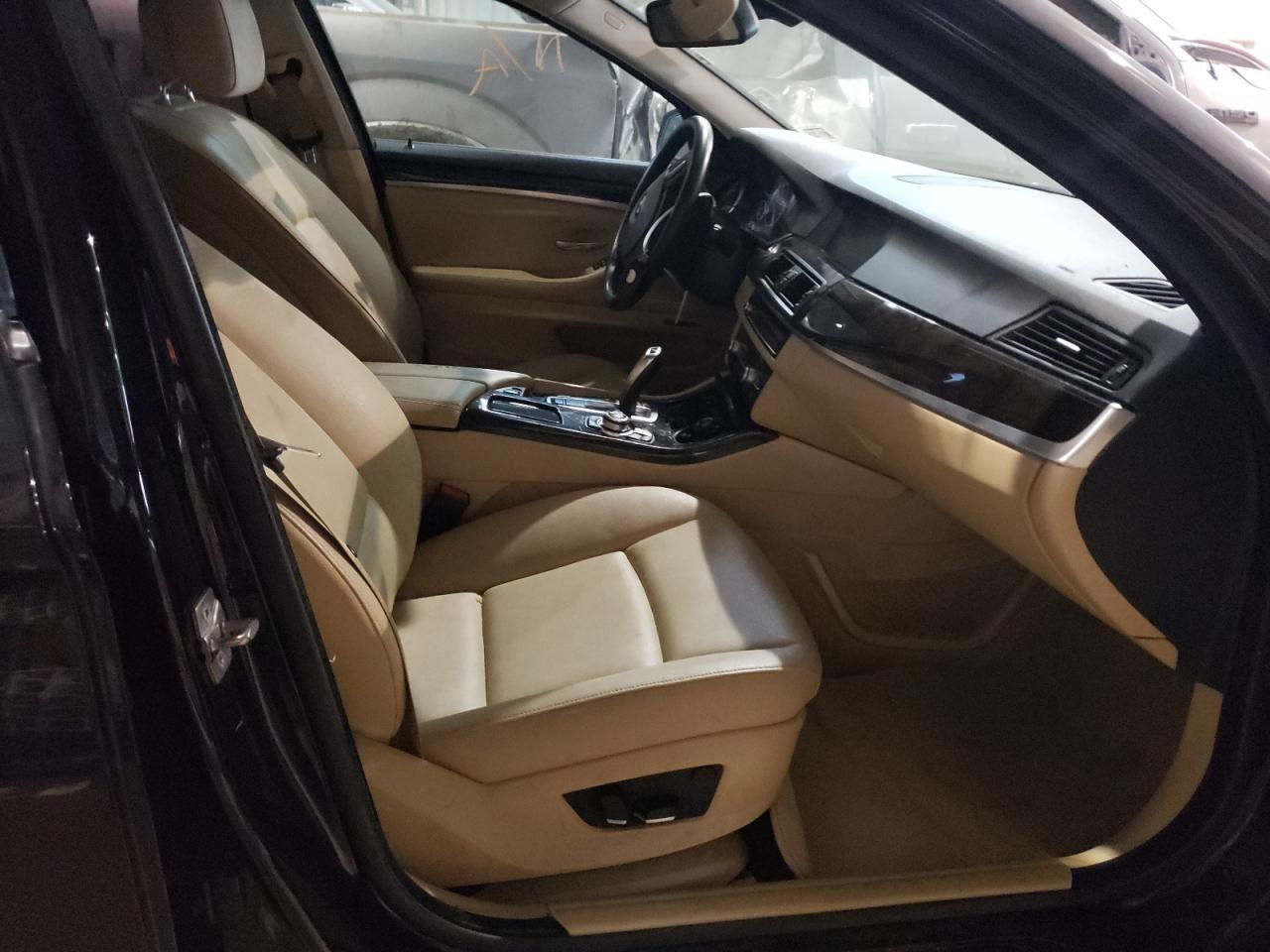 Photo 5 from auction – 2012 BMW 528 XI with VIN WBAXH5C50CDW05822