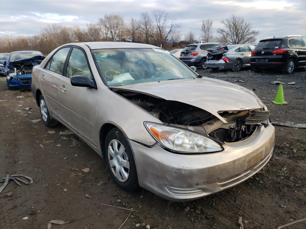 Photo 1 from auction – 2002 TOYOTA CAMRY LE with VIN 4T1BE32K82U564495