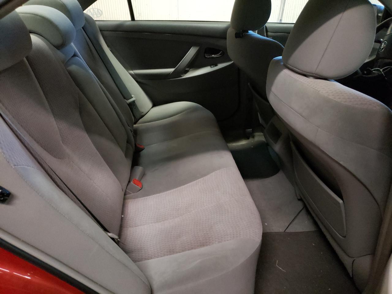 Photo 6 from auction – 2011 TOYOTA CAMRY BASE with VIN 4T1BF3EK6BU678861