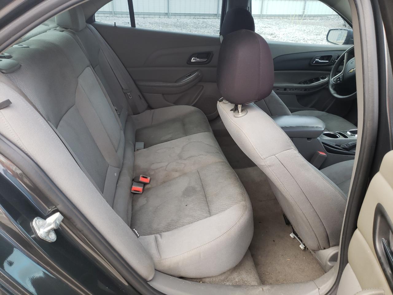 Photo 6 from auction – 2016 CHEVROLET MALIBU LIM with VIN 1G11B5SA0GU105201