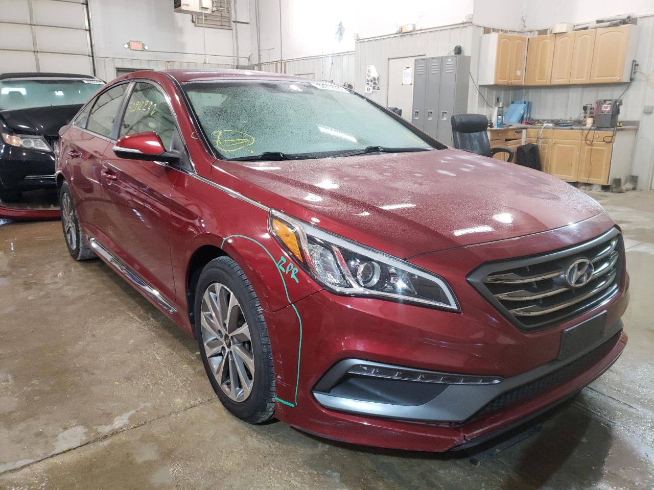 HYUNDAI SONATA SPO 2015 with VIN 5NPE34AF8FH097175 - Photo from auction