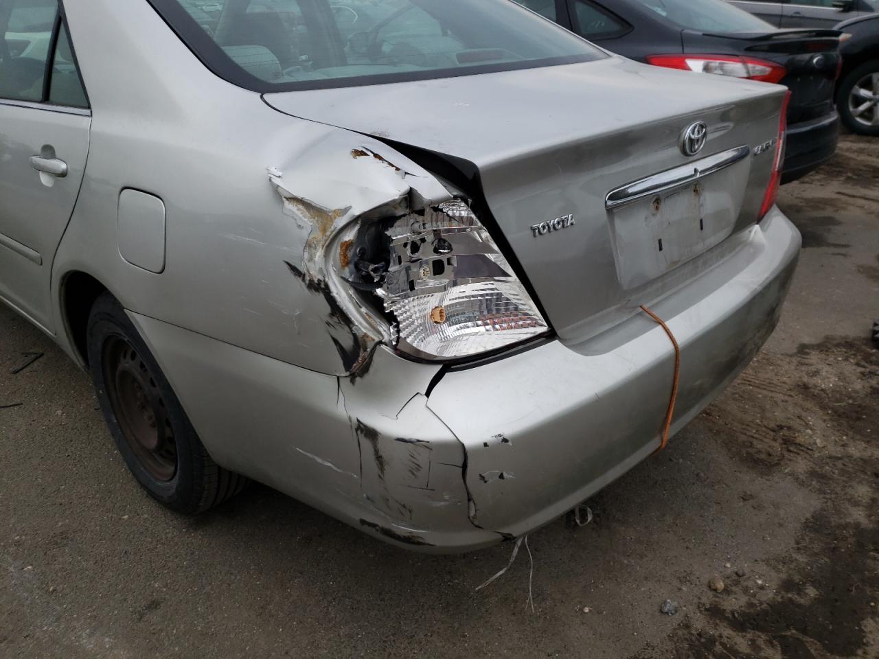 Photo 9 from auction – 2004 TOYOTA CAMRY LE with VIN 4T1BE32K74U819141