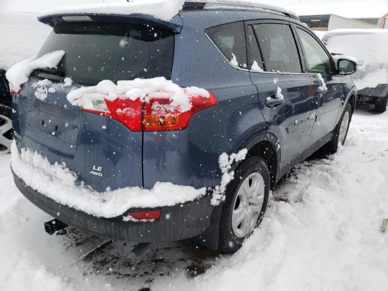 Photo 4 from auction – 2014 TOYOTA RAV4 LE with VIN JTMBFREVXED094615