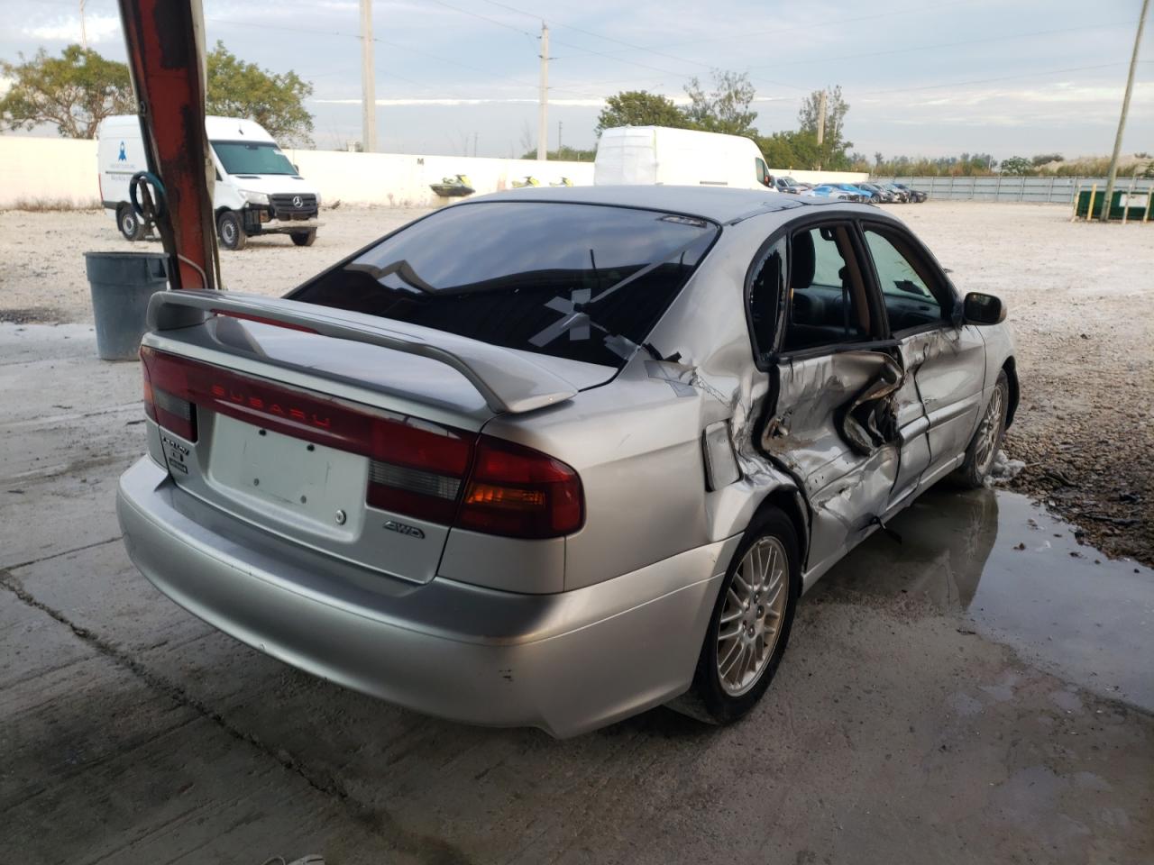 Photo 4 from auction – 2003 SUBARU LEGACY with VIN 4S3BE635337205053