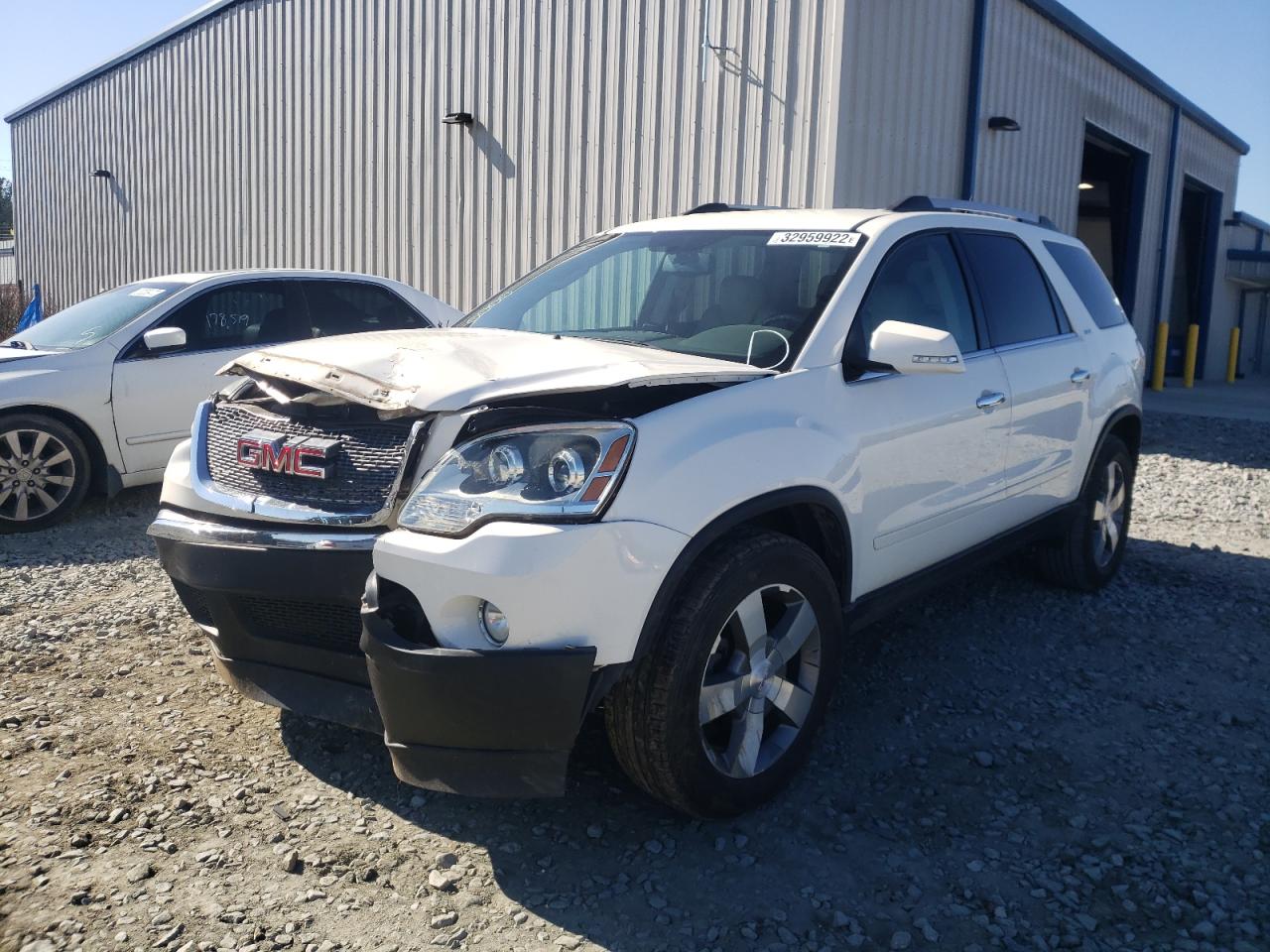 Photo 2 from auction – 2012 GMC ACADIA SLT with VIN 1GKKRRED8CJ117584