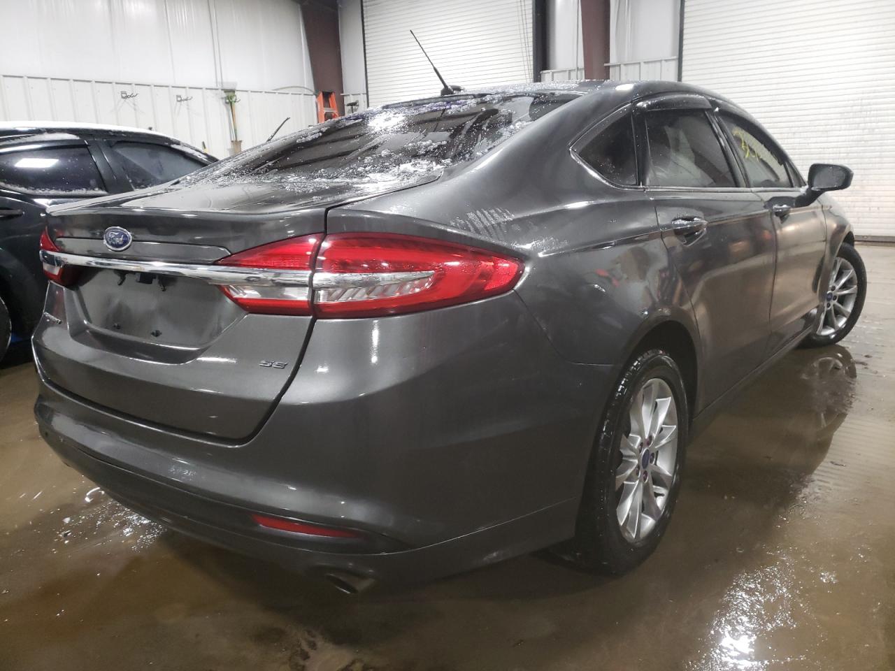 Photo 4 from auction – 2017 FORD FUSION SE with VIN 3FA6P0H72HR319330