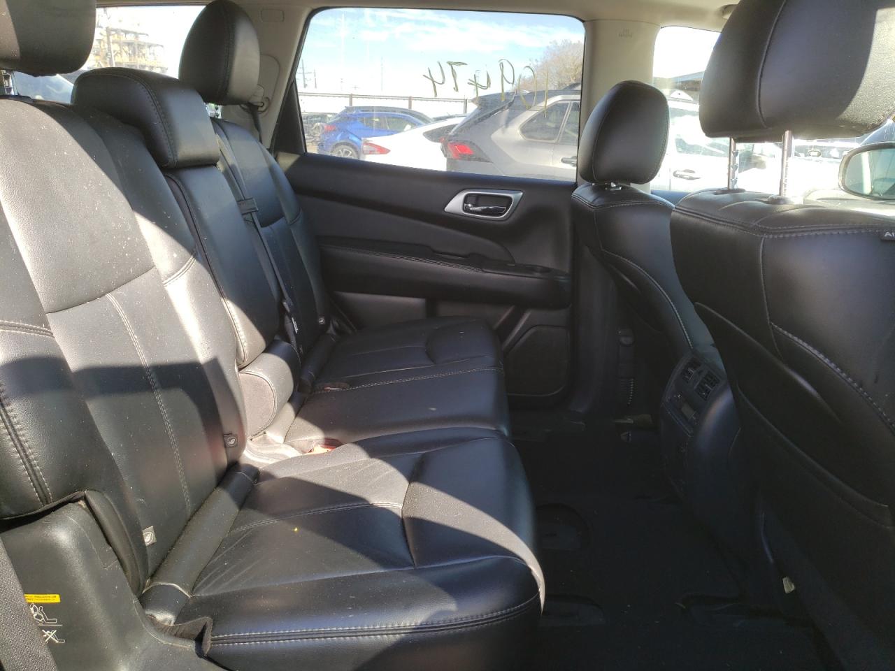 Photo 6 from auction – 2014 NISSAN PATHFINDER with VIN 5N1AR2MN0EC702865