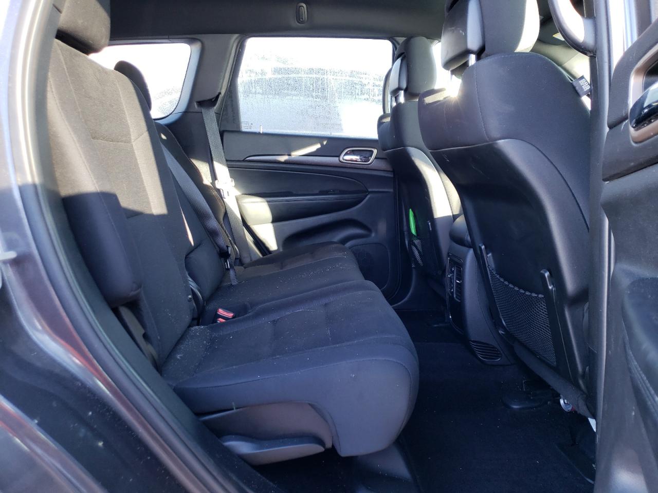 Photo 6 from auction – 2017 JEEP GRAND CHER with VIN 1C4RJFAG0HC738345