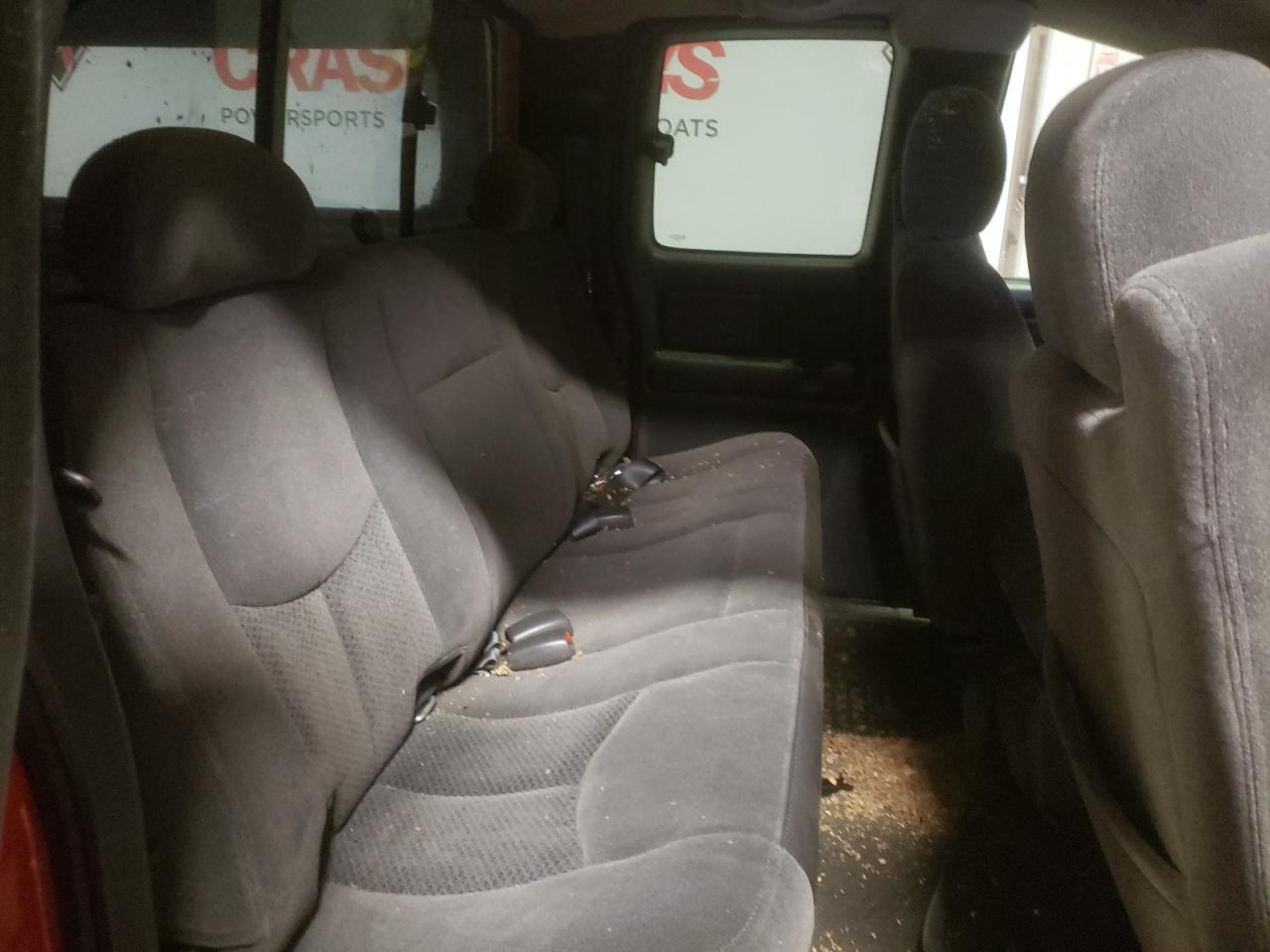 Photo 6 from auction – 2005 CHEVROLET SILVERADO with VIN 2GCEC19T351117311
