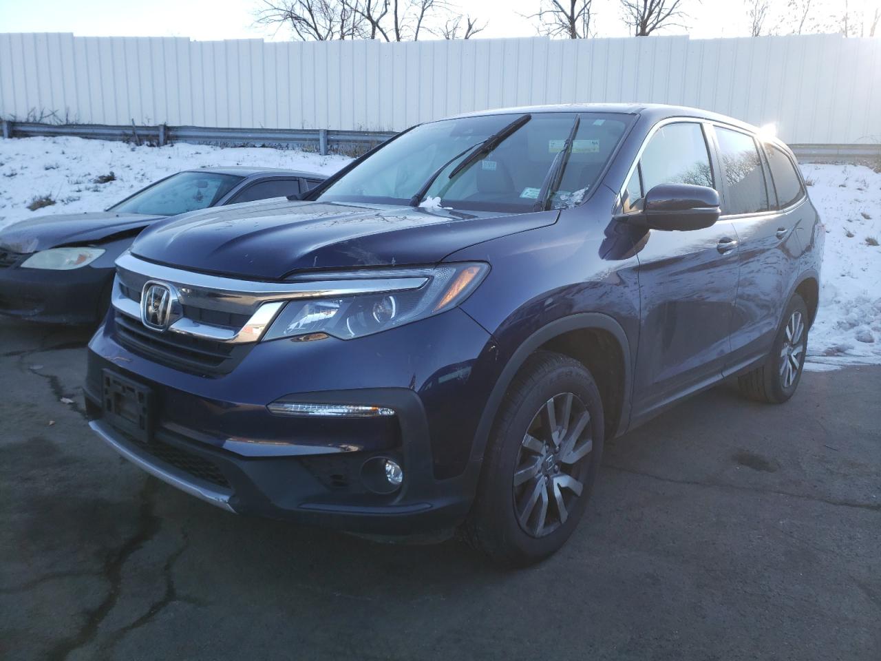 Photo 2 from auction – 2019 HONDA PILOT EXL with VIN 5FNYF6H51KB012442