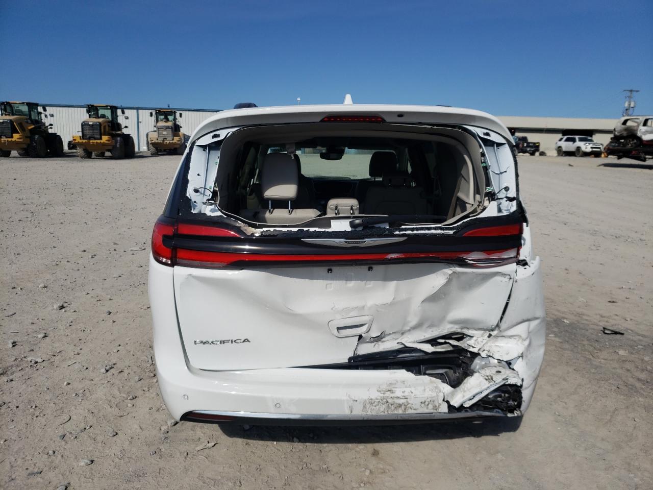 Photo 9 from auction – 2021 CHRYSLER PACIFICA T with VIN 2C4RC1BG5MR597494