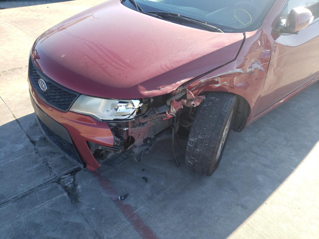 Photo 9 from auction – 2010 KIA FORTE EX with VIN KNAFU6A21A5286590