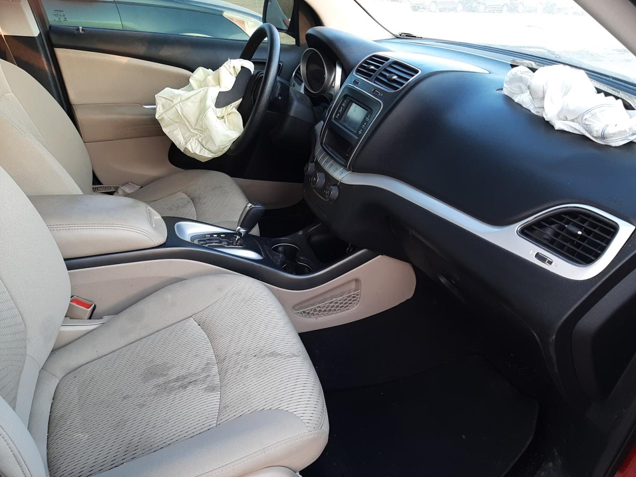 Photo 5 from auction – 2018 DODGE JOURNEY SE with VIN 3C4PDCAB4JT474218