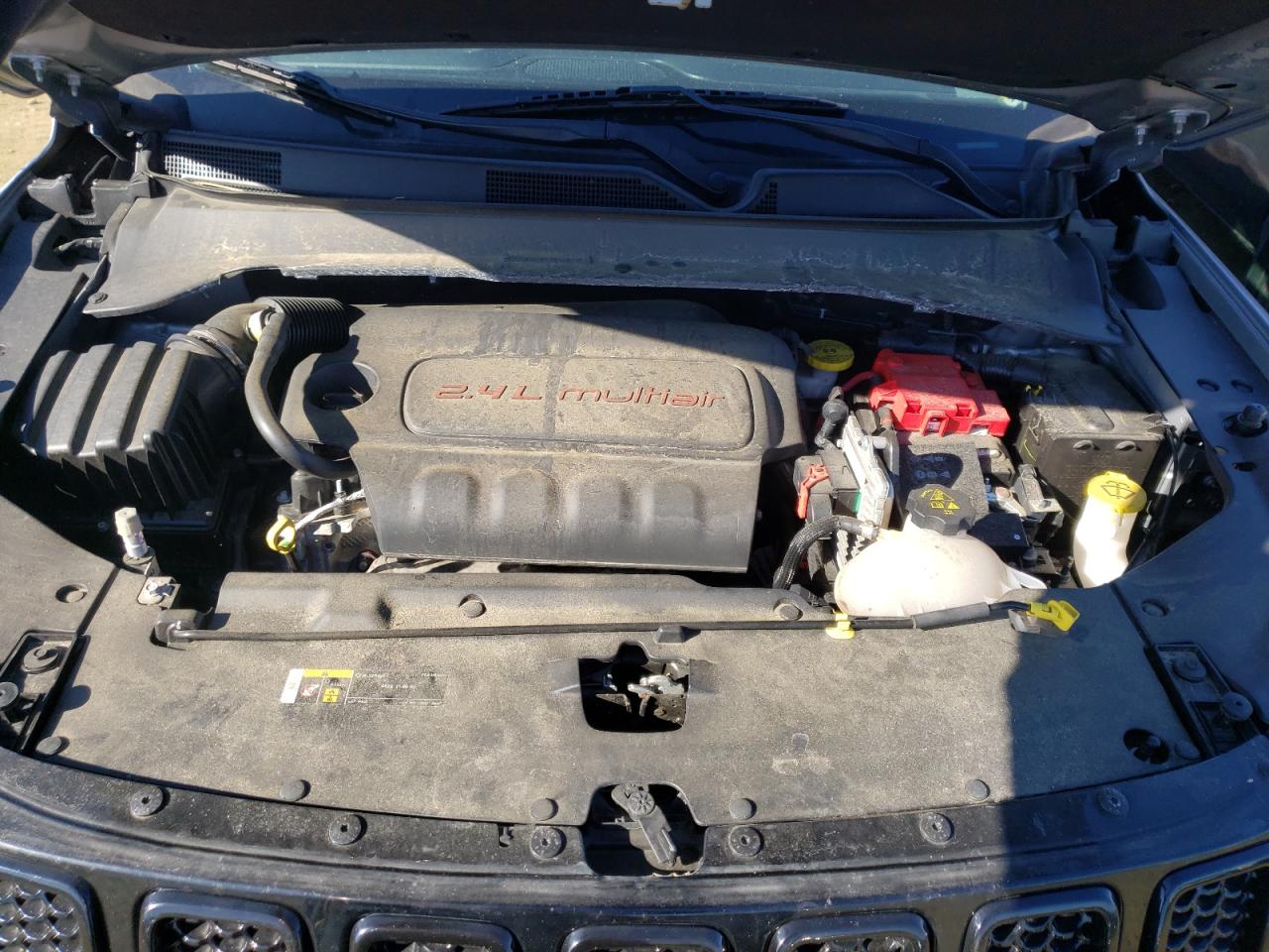 Photo 7 from auction – 2019 JEEP COMPASS SP with VIN 3C4NJCAB2KT614039