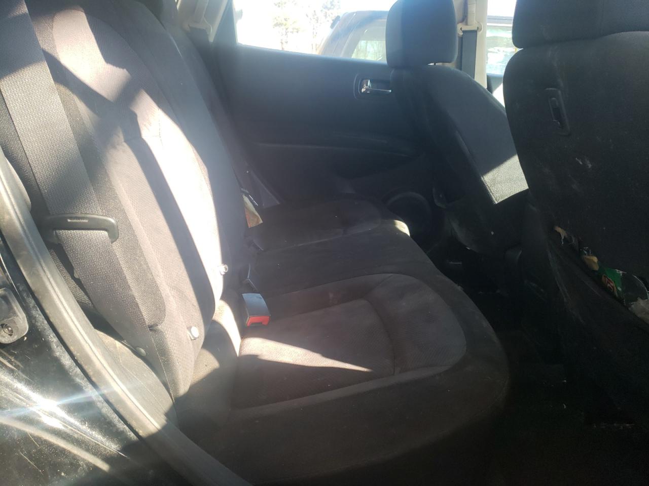 Photo 6 from auction – 2012 NISSAN ROGUE with VIN JN8AS5MV2CW417496